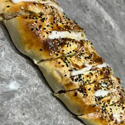 كالزوني سي رانش فود
